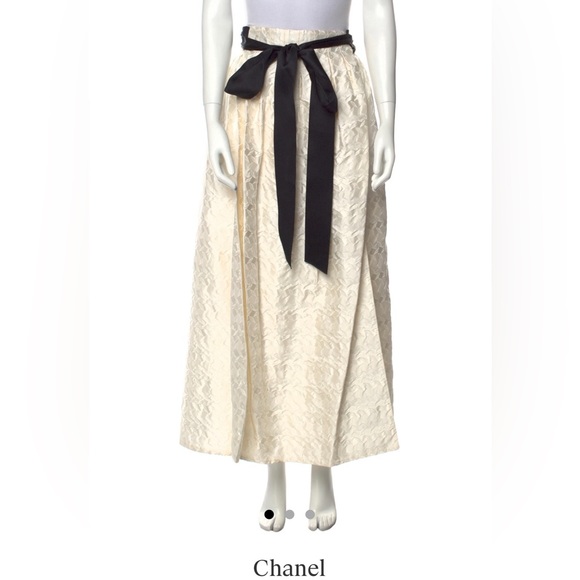 Chanel silk skirt - Picture 5 of 9